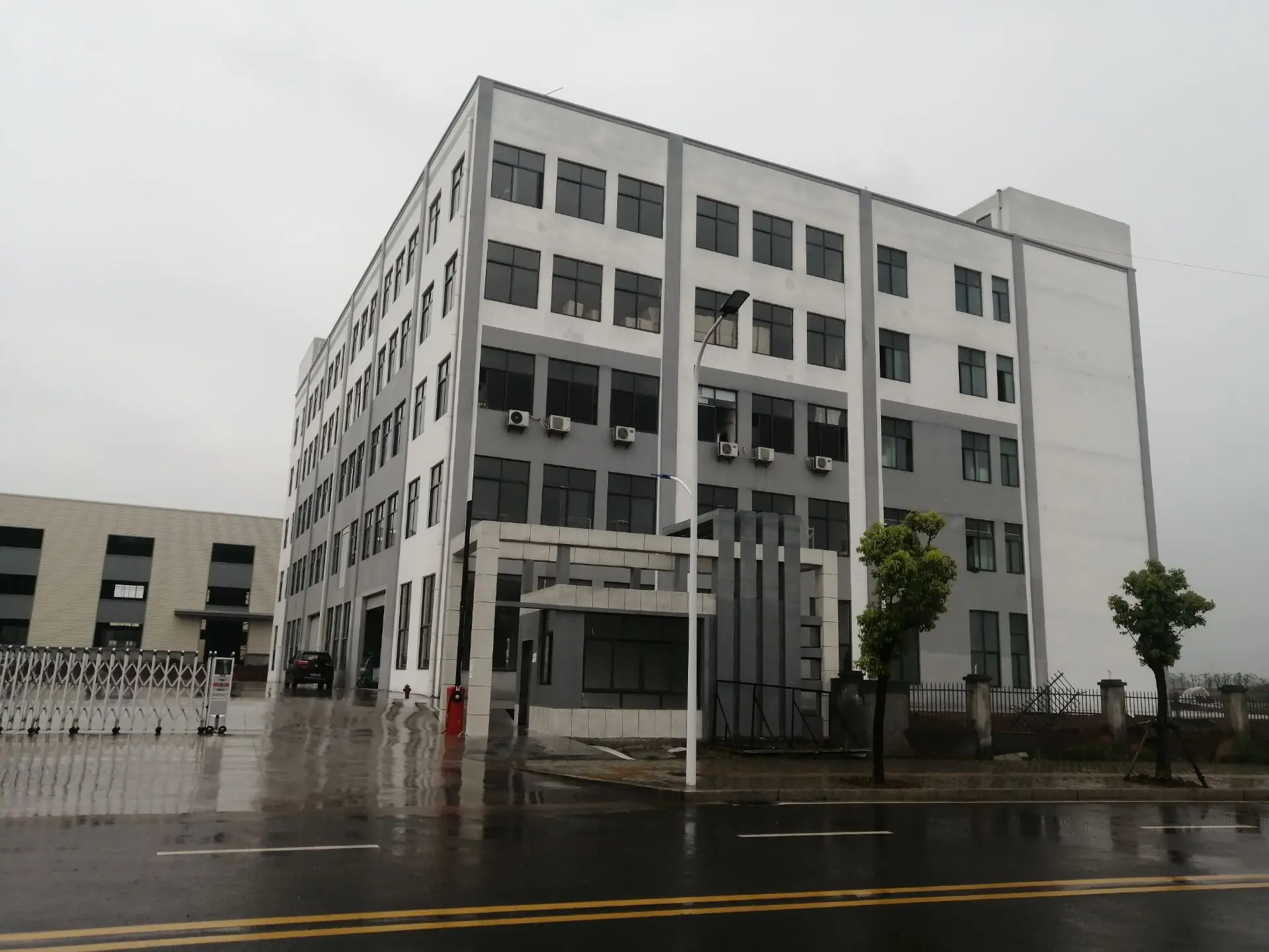 Guangzhou Yushan Inflatable Products Co., Ltd. 3