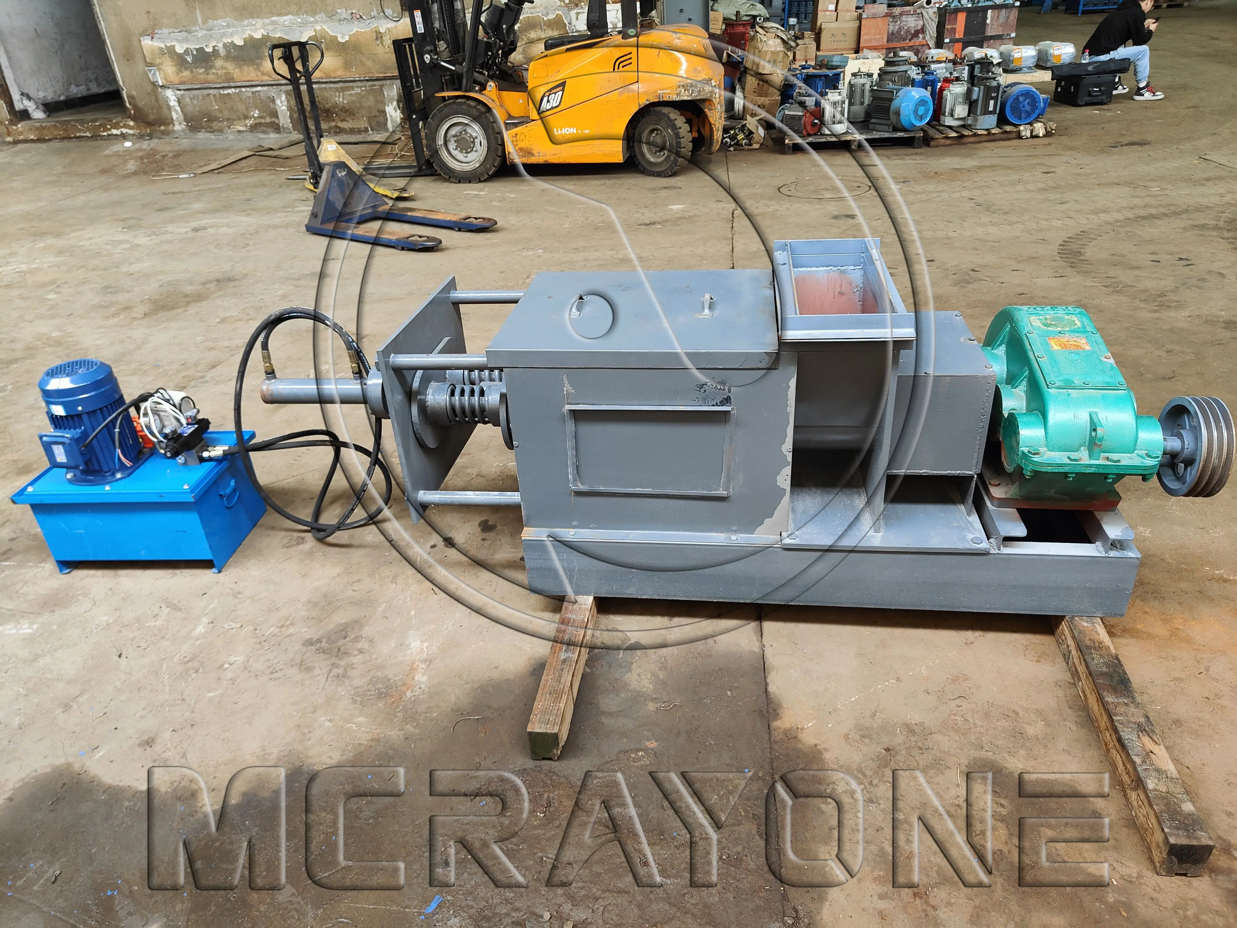 Palm Oil Expeller Screw Press Machine Palm Fruit Oil Line Palm Nuts Thresher