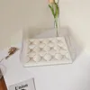 Caja de vasos de papel con 12 cápsulas cuadradas blancas