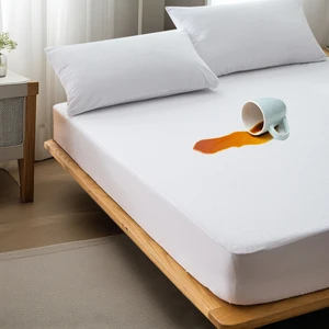Stretchable Soft Polyester Bed Cover Terry Waterproof Fitted 135GSM Mattress Cover Protectors
