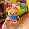 Orso rilassante dello chef rosso