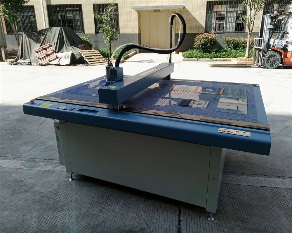 Automatic Cutting Machine/ Solution for Carbon Fiber License Plate,Door Handle Trims, Gear Knobs
