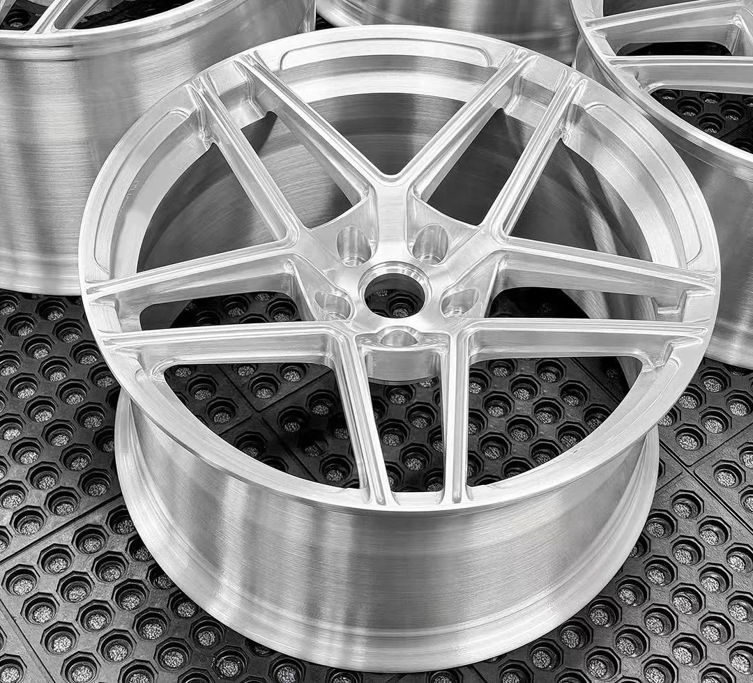 Common Rims XINGTU 19/20/22 Inch Forged Wheels Custom Staggered Deep Concave Design ...