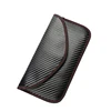 fibre de carbone rouge