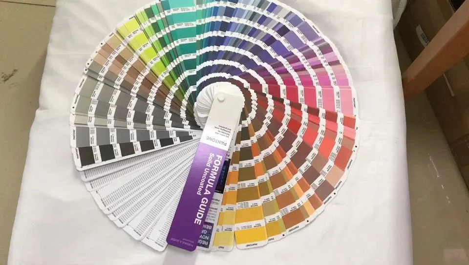 Pantone 色見本 Solid Coated & Uncoated Coated Pantone Formula Guide