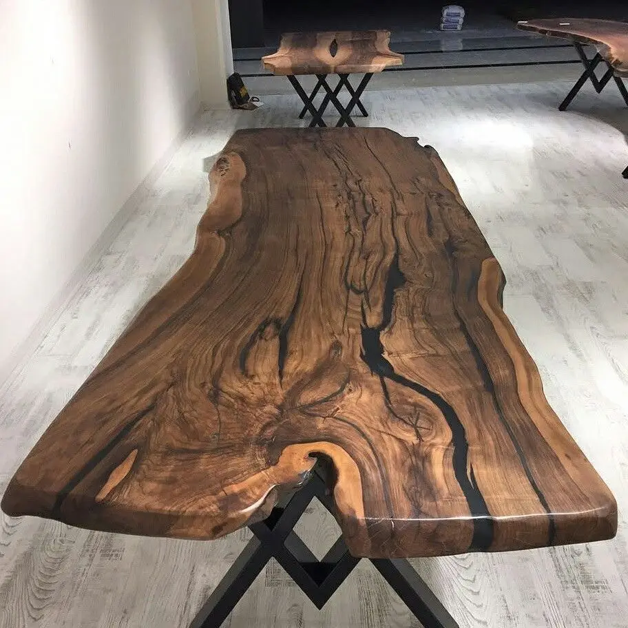 Classy High Quality Live Edge Walnut Solid Wood Table Epoxy Resin Ding Table for Dining Room Living Room Hotel