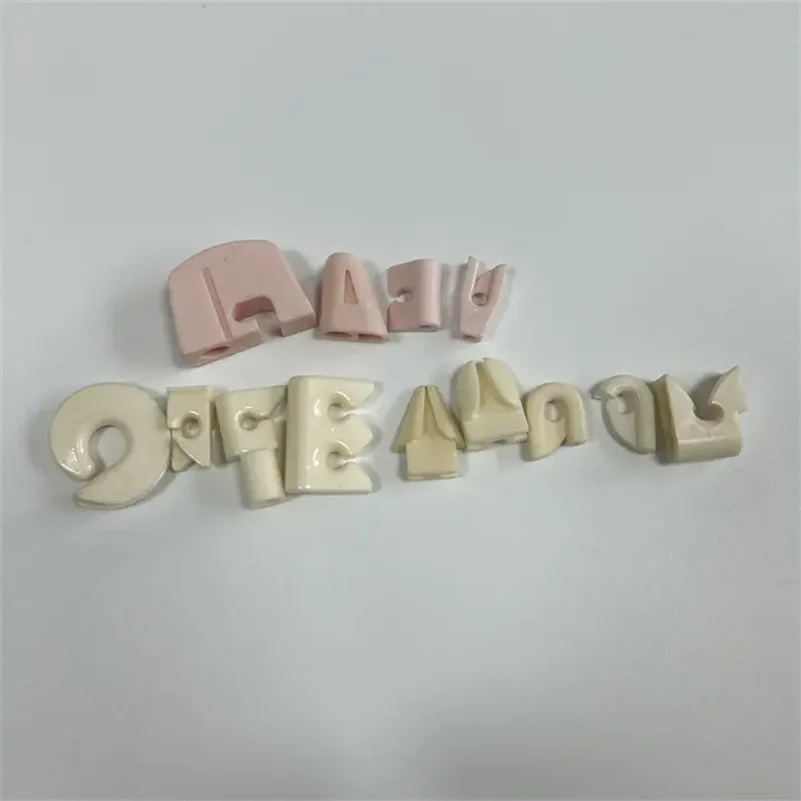 High Precision Textile Ceramic Eyelet Yarn Guide in 99% 95% Al2o3 Porcelain