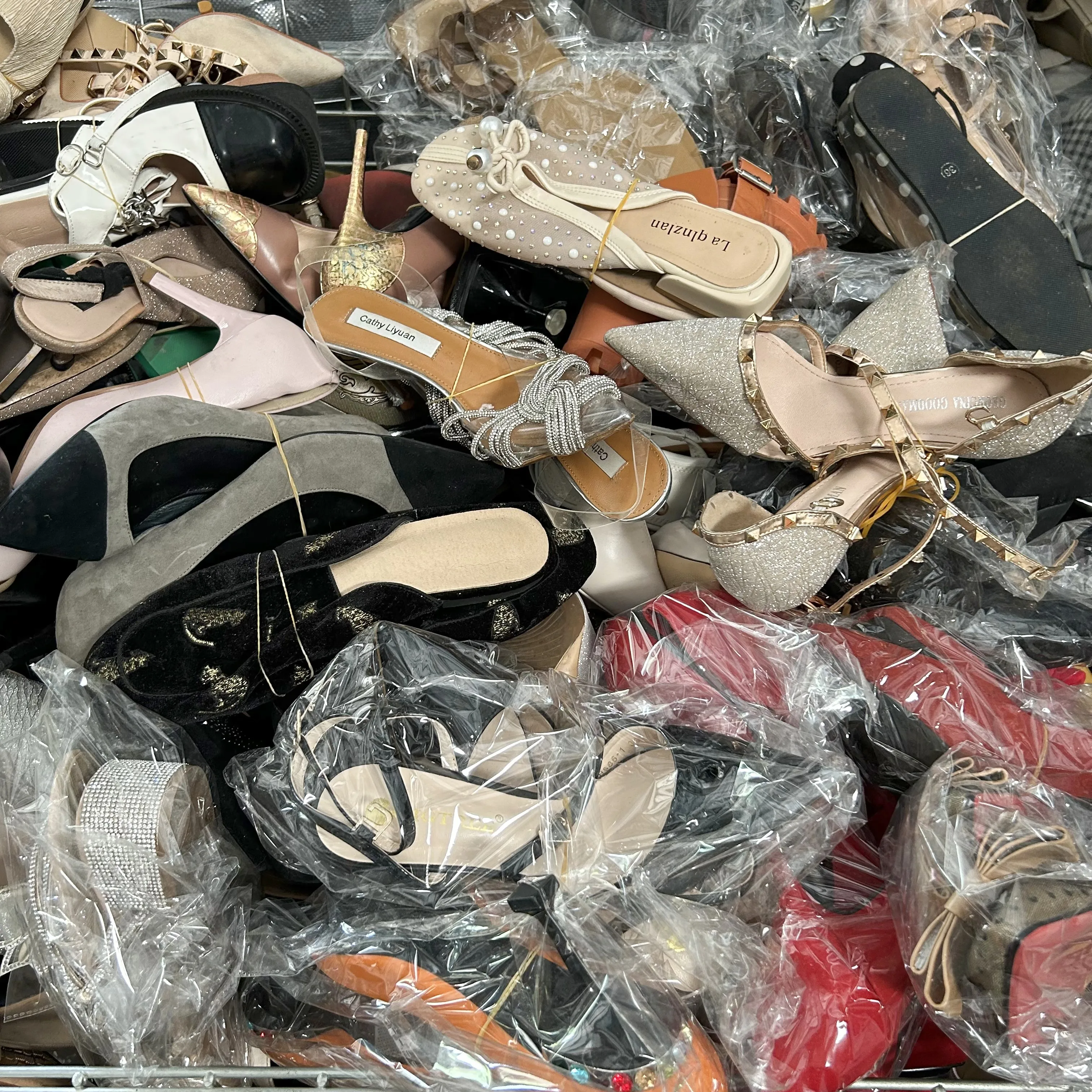 S15 Großhandel Heißer Verkauf Absatzschuhe Fabrik Günstiger Preis  Sommermode Second-Hand-Schuhe Damen High Heels Sandalen Gebraucht Sauber