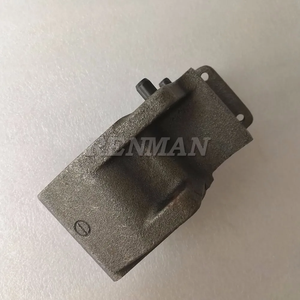 6CT Cummins Engine Parts Thermostat Housing 3926534 3903821 