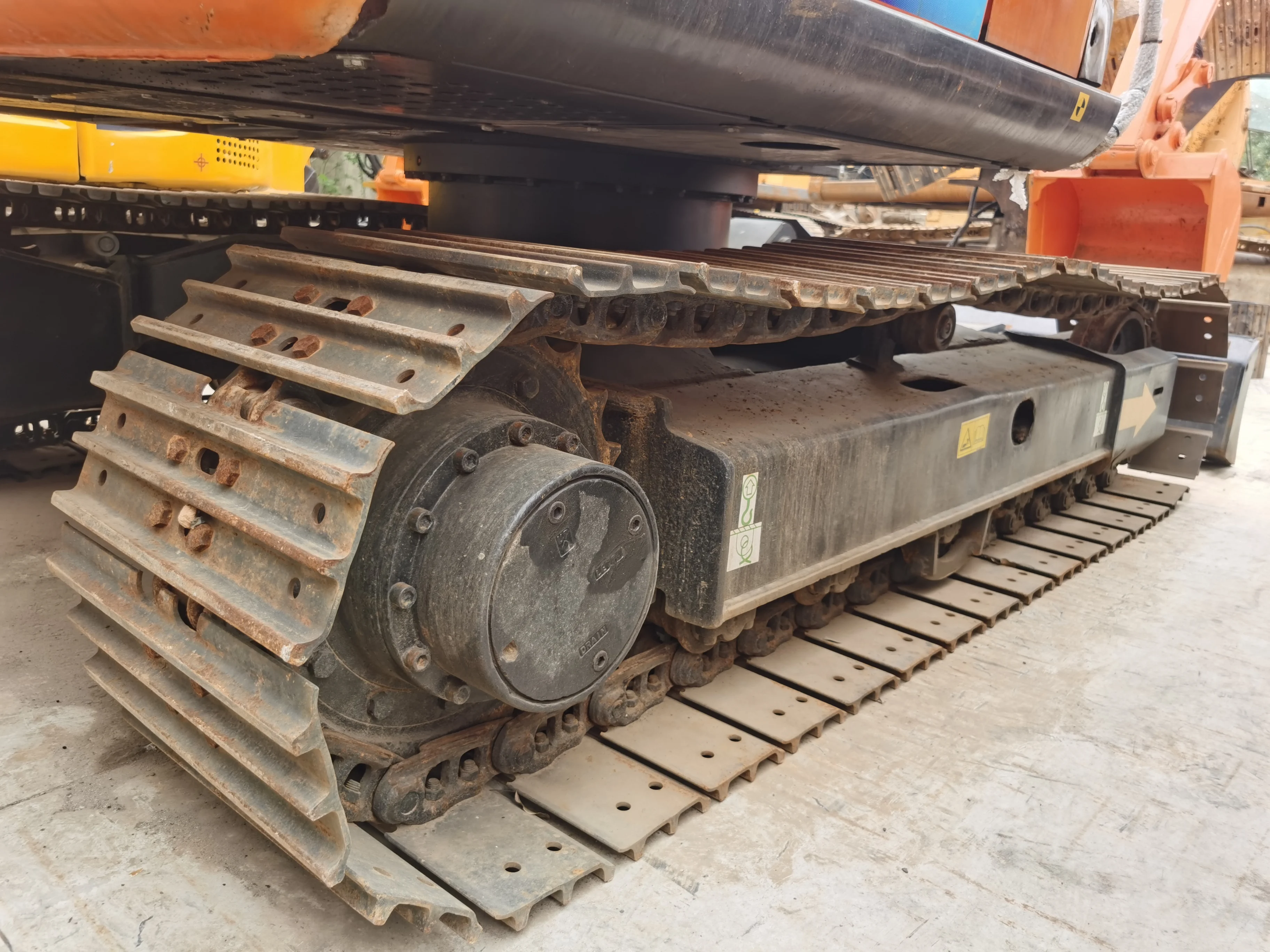 Used HITACHI ZX70 Mini Crawler Excavator with Dozer Blade Second-hand 7ton Hydraulic Digger