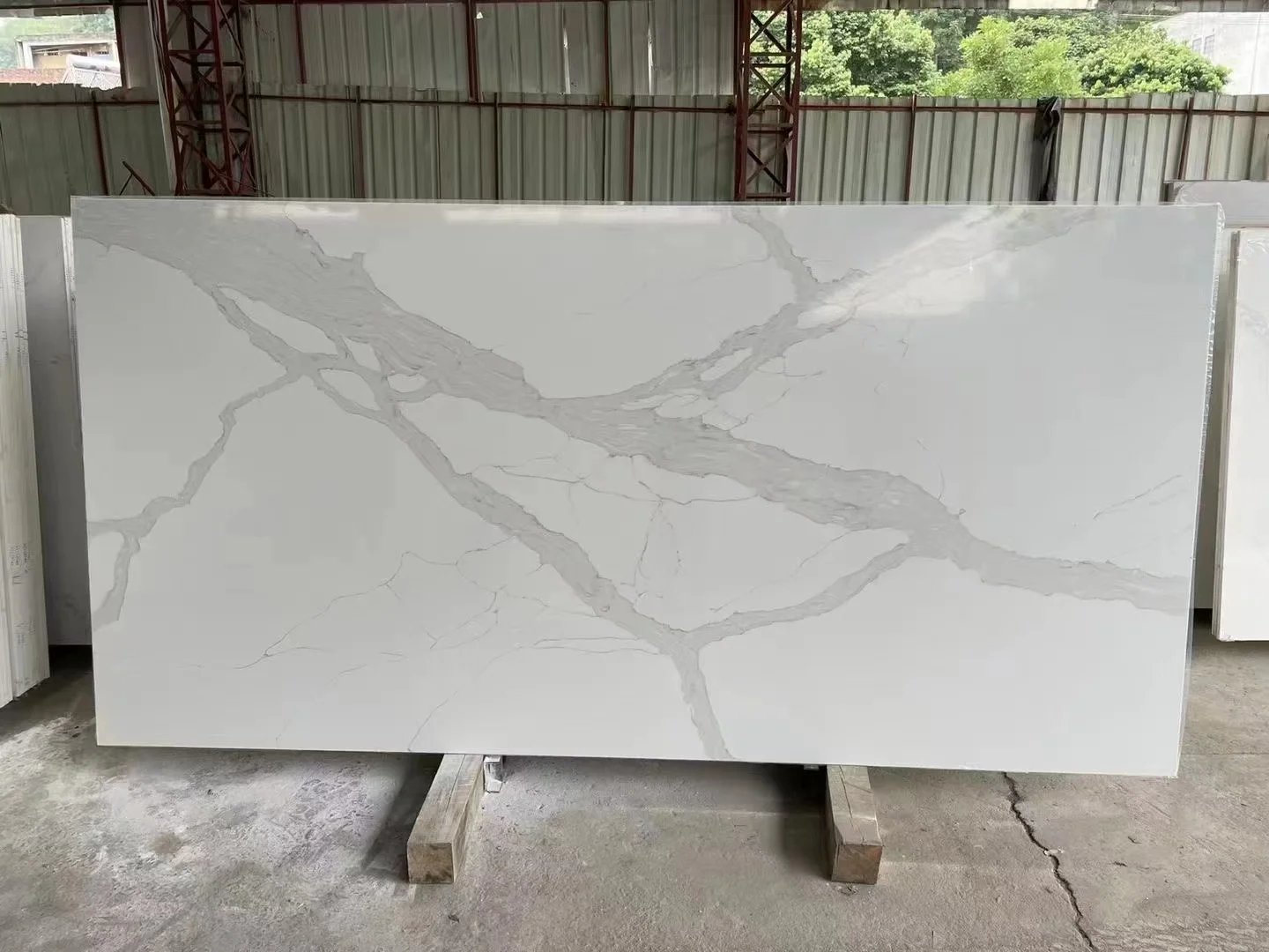 Quartz Countertop Calacatta White Table Top Suppliers and Manufacturers  China - Cheap Price - Realho Stone