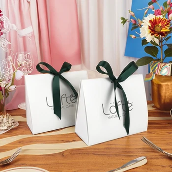 Fashion Gift Bag Dinner Party Handheld Eco-friendly Souvenir Bag Printed Birthday Party Gift Packaging Bag Custom Printable Logo