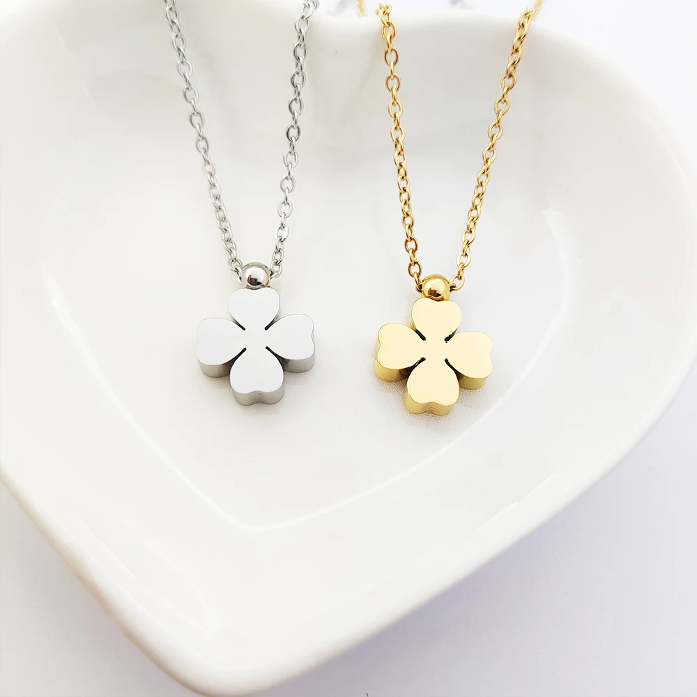 4 Leaf Clover Jewelry - Lucky Necklace in 8K Gold Plated