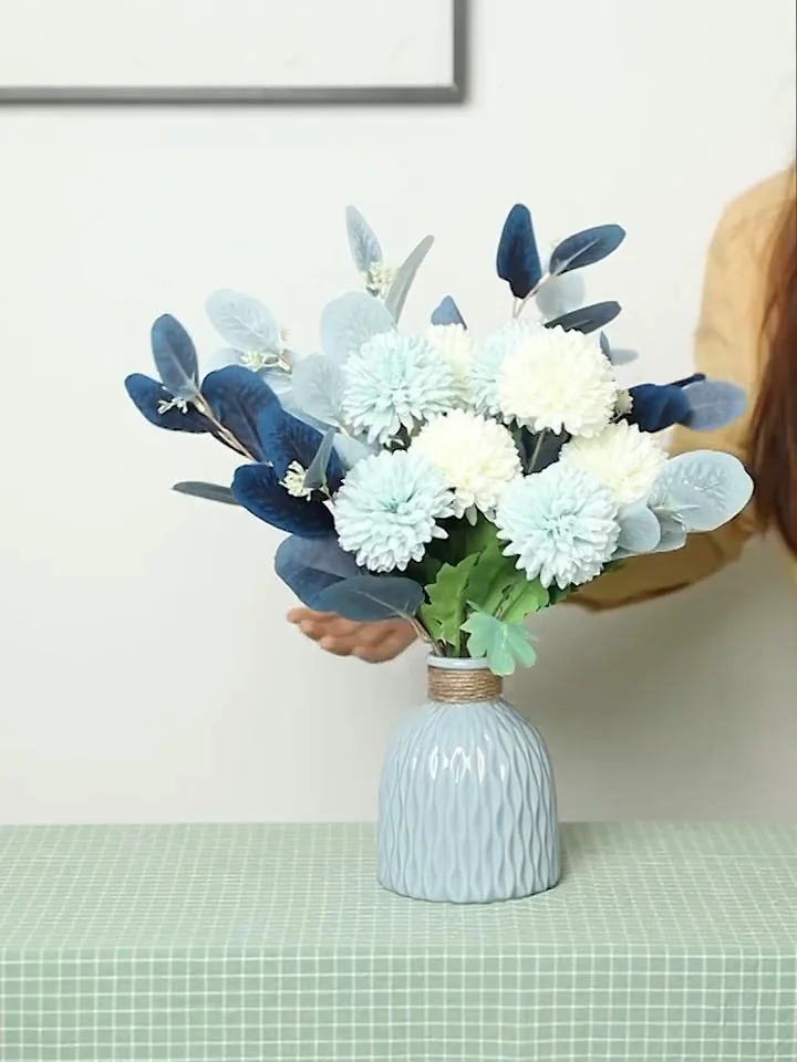 Manufacture Price Small Mouth Vase Fashion Sweet Ceramic Vase For Home