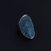 Azul oscuro