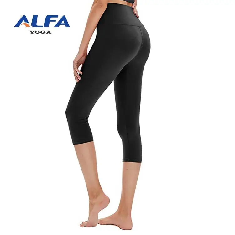 W Sport Capri Yoga Pants 4-Way Stretch Quick-Dry 