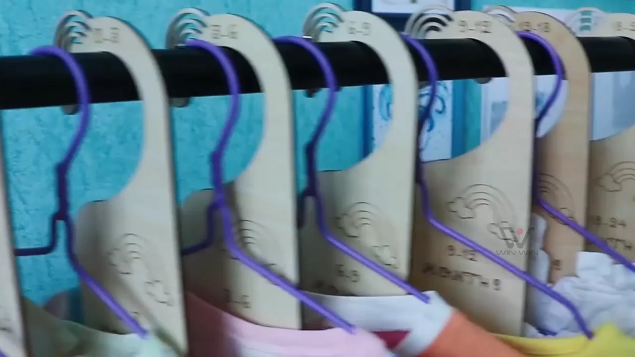 Wooden Baby Clothing Size Dividers Nursery Closet Clothes Organizers Baby Wardrobe Dividers