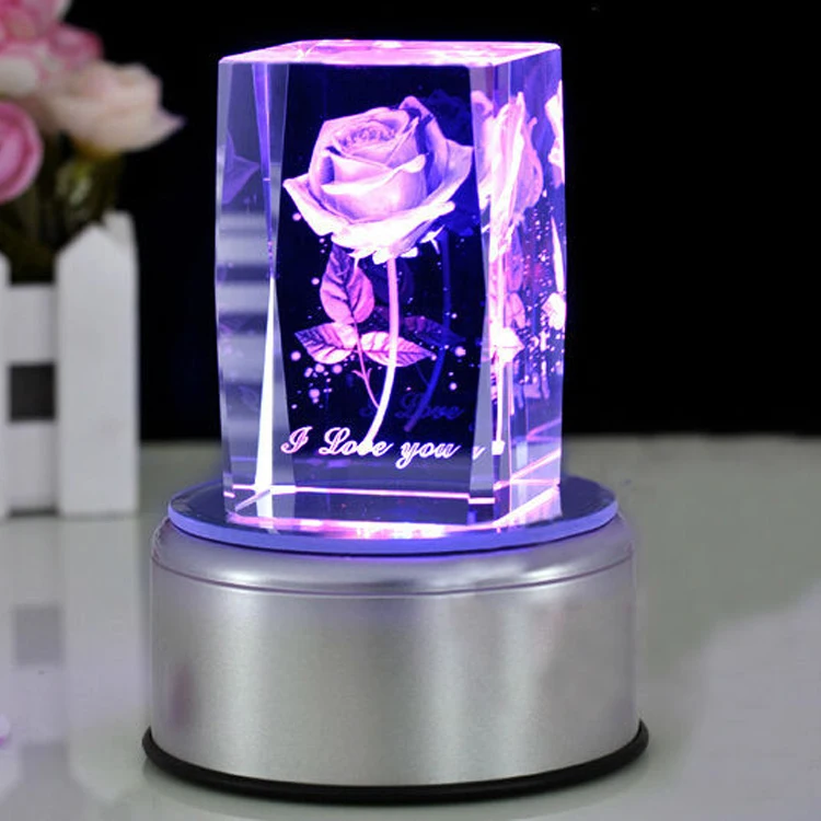 Motif sur mesure de roses gravées au laser 3D, cadeaux en cristal 3D, bloc de cristal pour cadeau de Noël