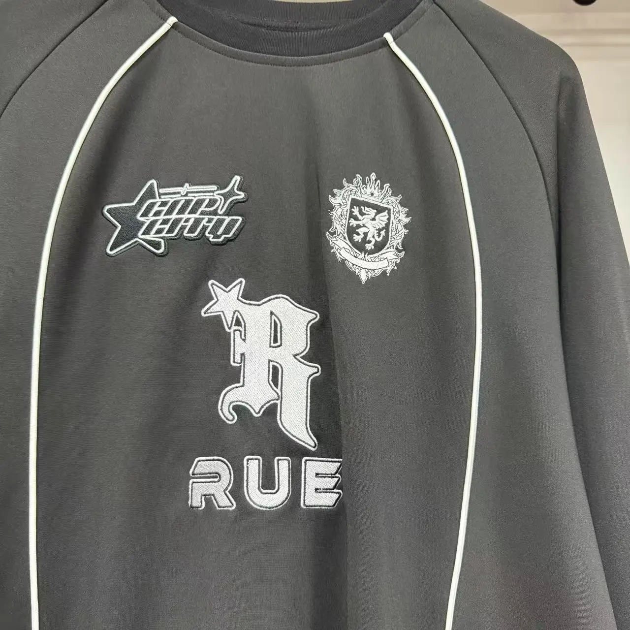 Custom Logo Design Oversized Premium Fleece 100% Cotton Breathable Quick Dry Shirts 3m Reflective Stripe Drop Shoulder Custom gallery 4