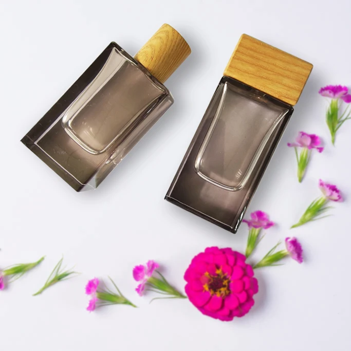 30ml 50ml 70ml 80ml 100ml Simple Modern Style Round square Rectangular Cologne Perfume Bottle with Wooden Cover