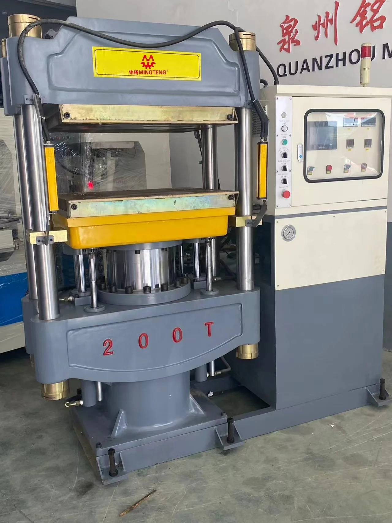 MT-9200 Second Hand Double Color EVA Sandals Slippers Shoes Sole Making Machine Eva Foaming Molding Machine Eva Terlik Makinesi
