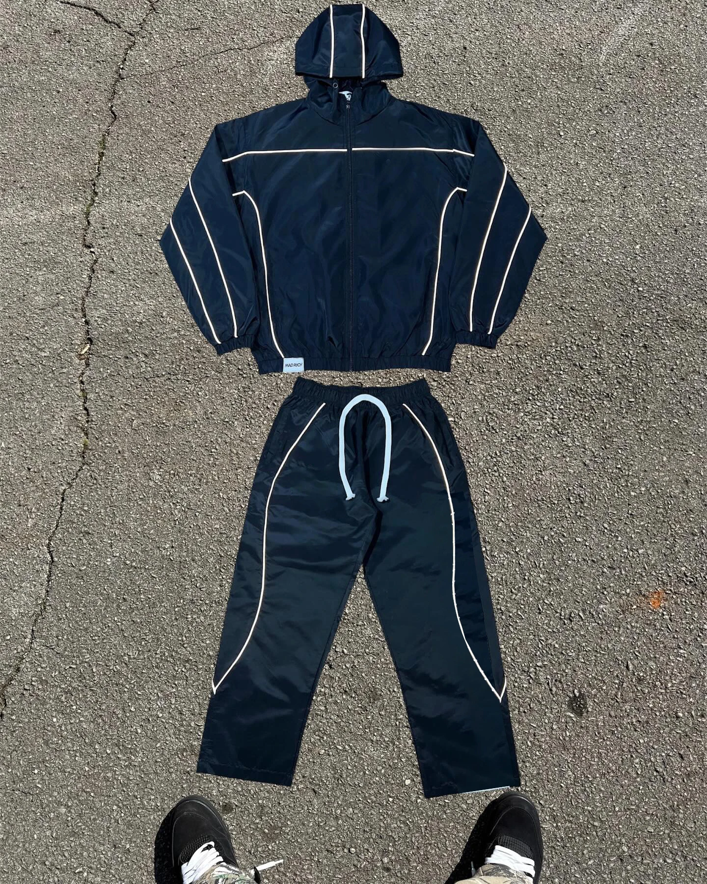 Custom Men Nylon Sweatsuits Windbreaker Top Quality Two Pieces Waterproof Tracksuit New Design Print Windbreaker 2 Piece Sets gallery 4