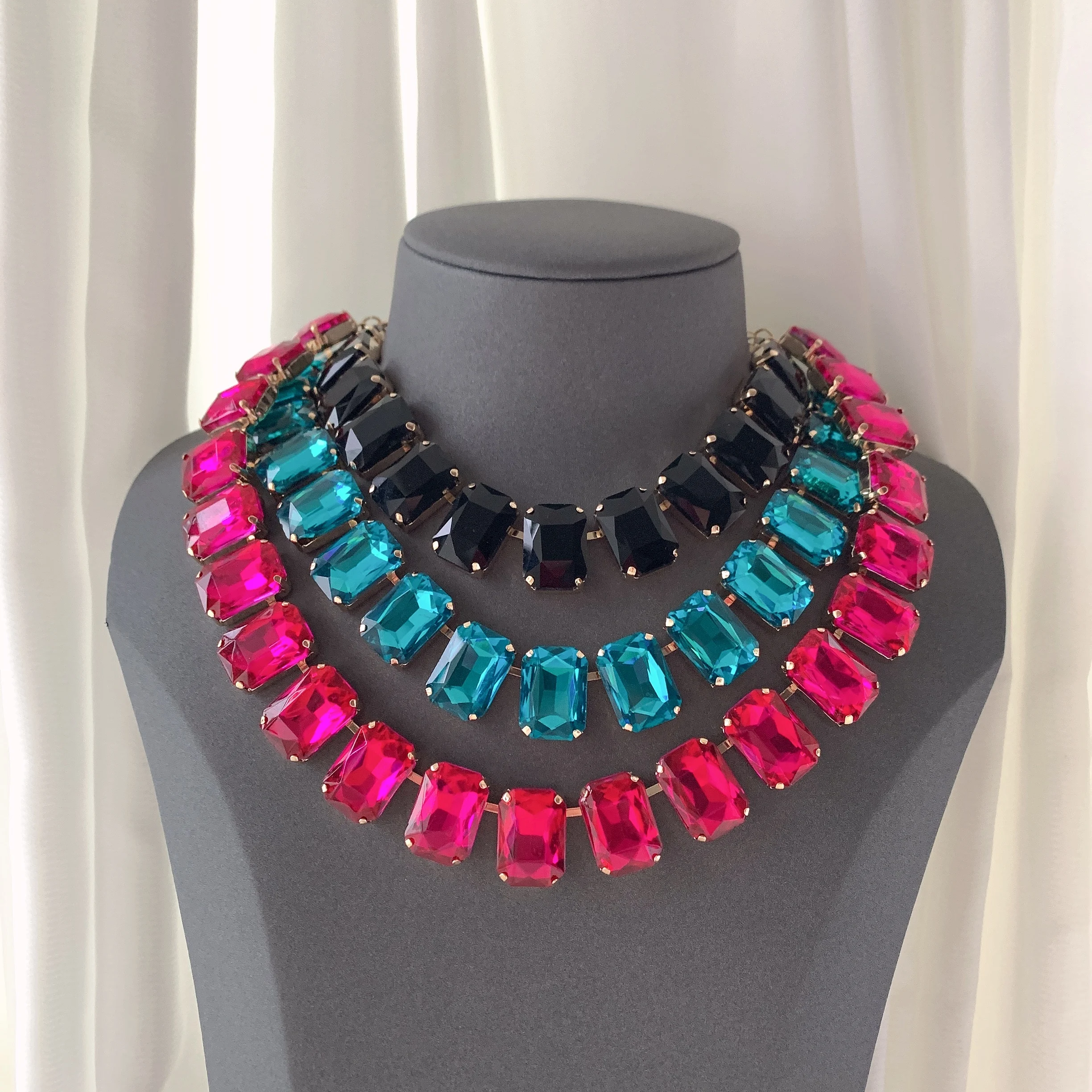 JEWEL 1_785_109054_800_526.jpg