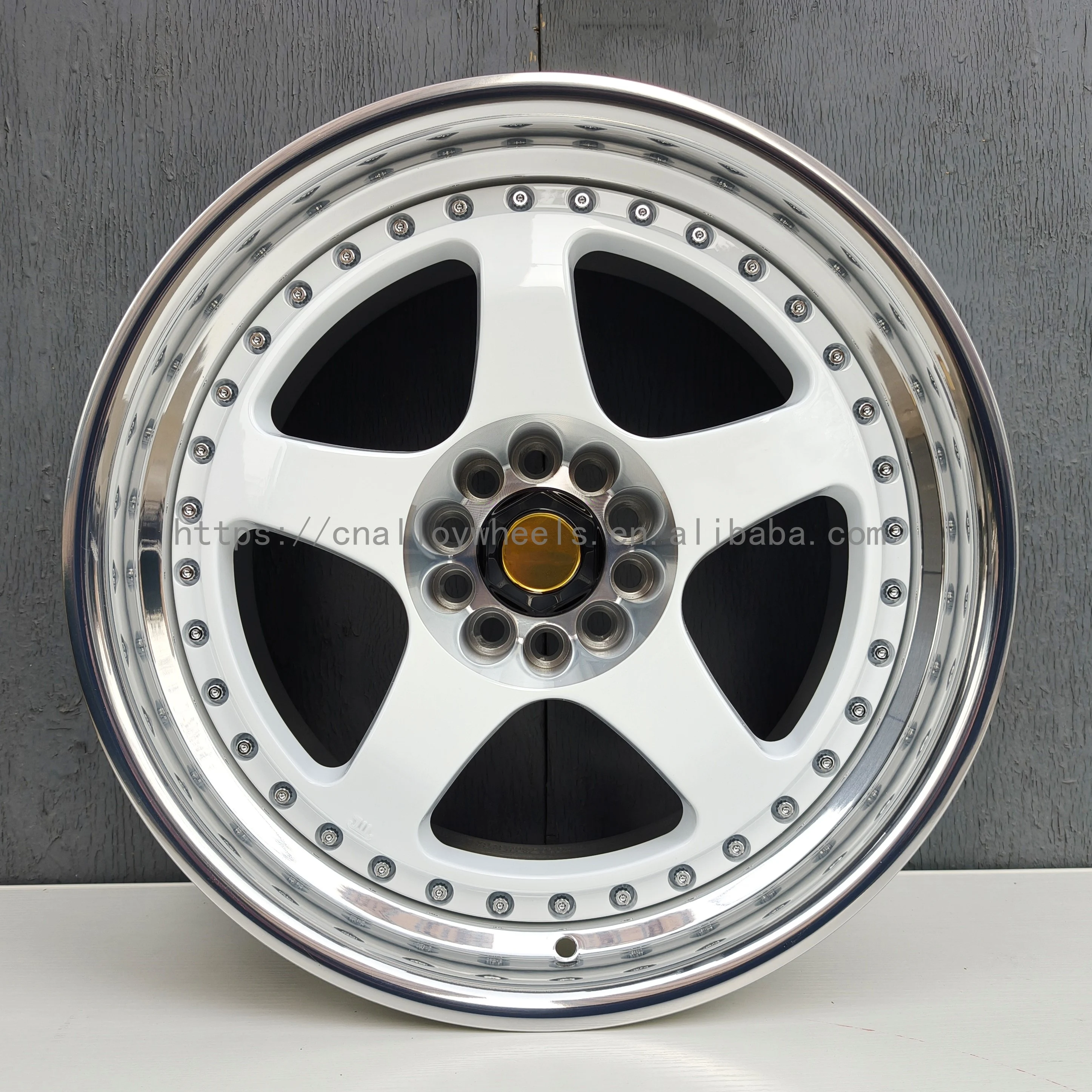 日産スカイラインGTR R33/R34/R35用2ピースホイールカスタム販売