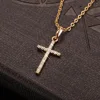 Collana con croce in oro