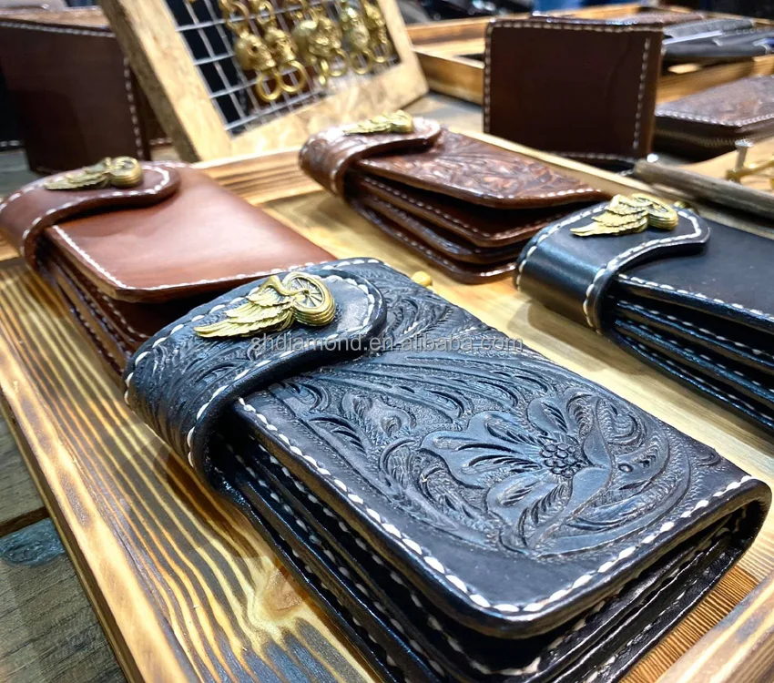 triumph leather wallet