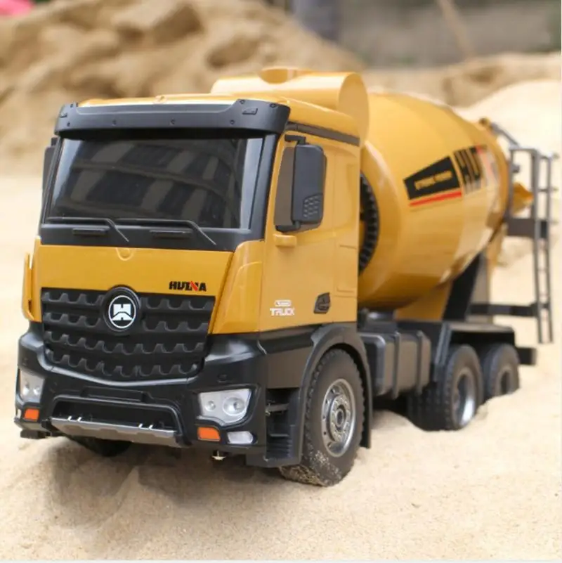 HOSHI HUINA 1574 1:14 RC Truck Tractor Engineering Car 2.4GHz Remote Control Car 10CH RC Mixer Trucks Toys Boys