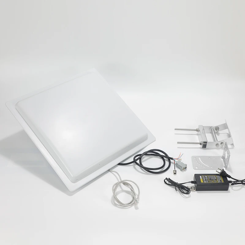 UHF RFID Reader 12dBi Integrated UHF RFID Long Range Reader 15M UHF RFID Tag Reader for Parking Management