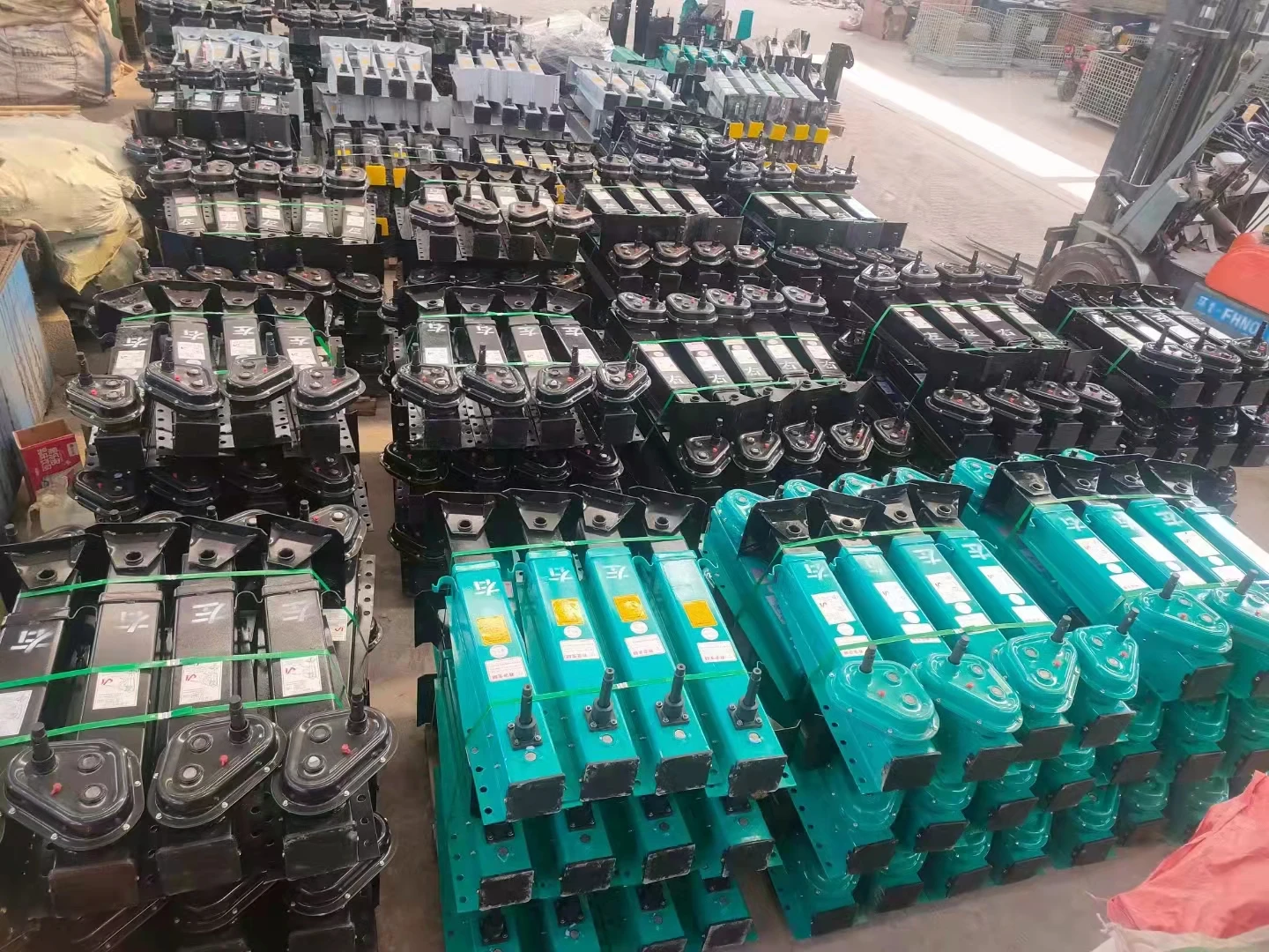 セミトラックトレーラー部品フワジョストタイプ28トン