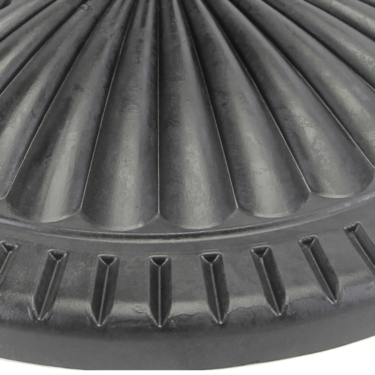 product modern design outdoor leisure patio round resin umbrella base for outdoor furniture-6