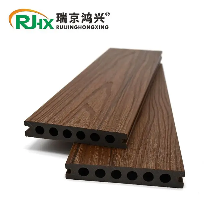 Co-extrusion   WPC Decking.jpg