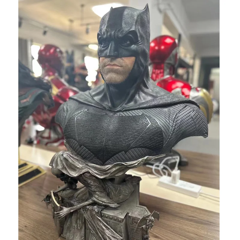 Customized Small Size 1/2 100cm batman Statue Home Decoration Toys Action  Figure Bat Man Resin Statue Mold for Sale