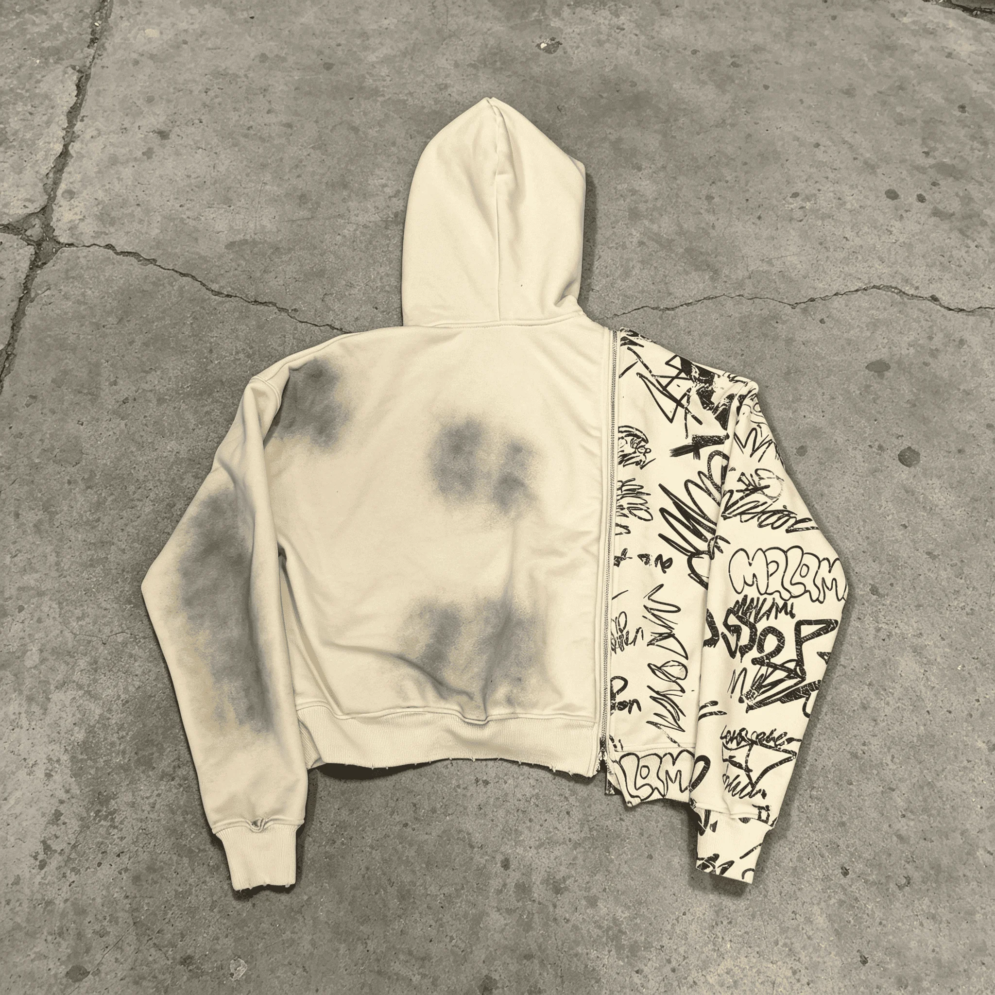 ODM OEM Custom Logo Mens Spray Wash Distressed Raw Edge Cropped Oversized Streetwear Asymmetric Graffiti Spliced Zip up Hoodie gallery 2