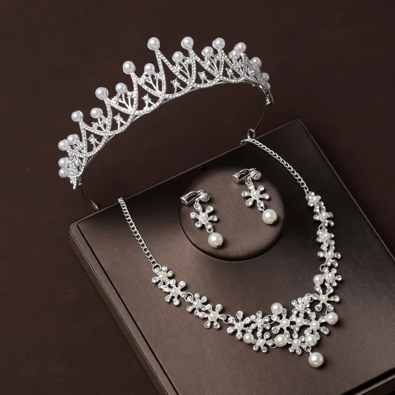 Retro Bride Wedding Headpiece Pearl Three Piece Set| Alibaba.com display picture 3