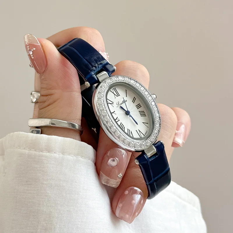 Oval Diamond Quartz Women's Watch OM-261095