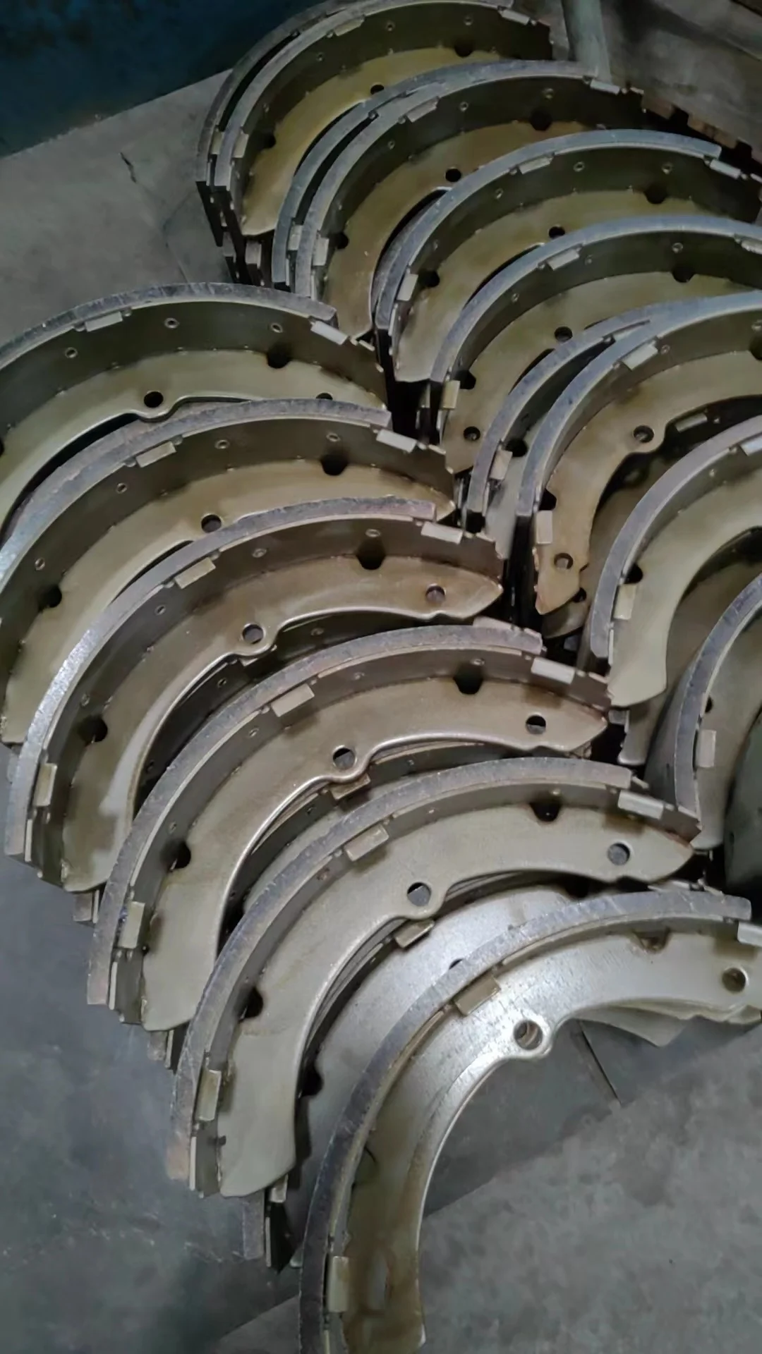 JAPANESE Heavy Duty Truck BRAKE SHOE 58305-5KA20 for Coaster Model