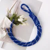 27 bleu royal avec blanc