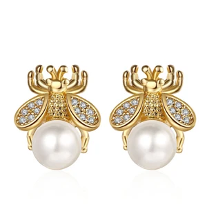 Custom Wholesale Earrings Bee-shaped Pearl Stud Earrings Women Designer Earrings for Wedding Party Fashion Jewelry
