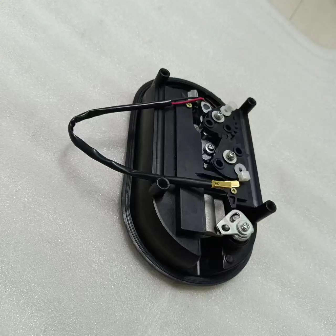 Chineses Factory Price Bus Spare Parts Bus Auto Door Lock Kinglong Bus Luggage Door Lock for Yutong