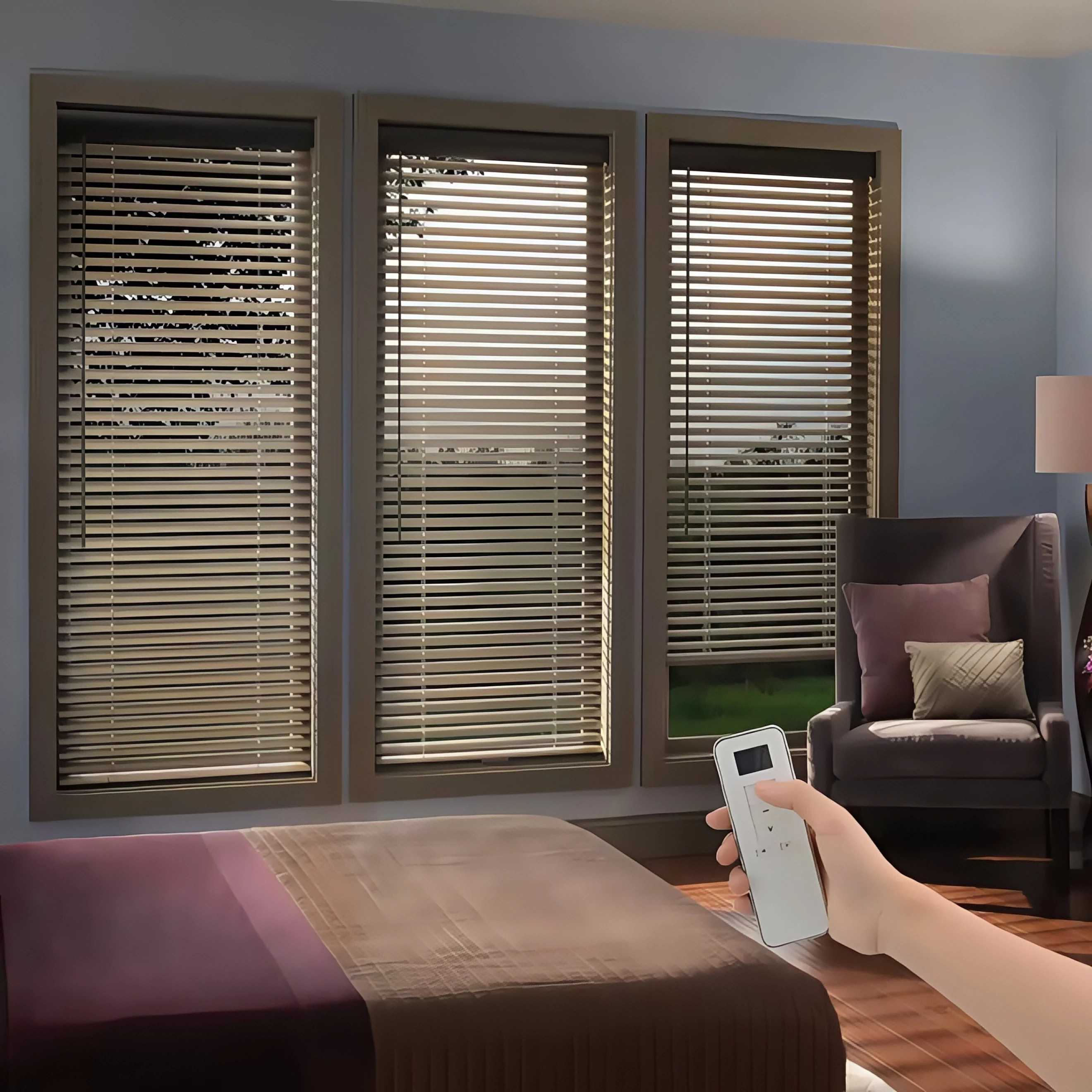 มู่ลี่ไม้แบบไฟฟ้าแบบบังแดดแนวตั้งพร้อมรีโมทคอนโทรล สำหรับหน้าต่างในห้องนอนและสำนักงาน