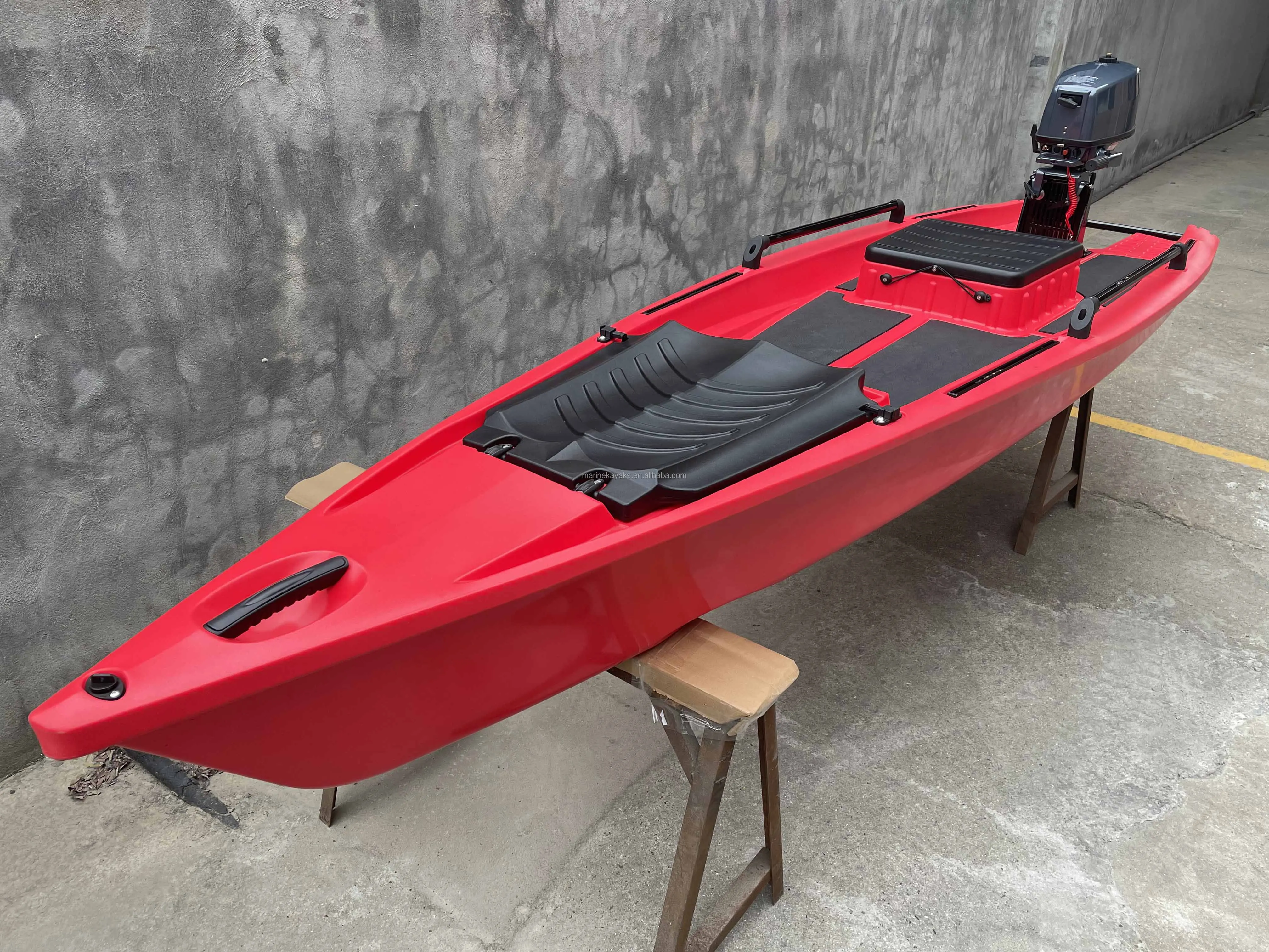 Rotomolded Outboard Engine Single Plastic Fishing Kayak Rowing Solo