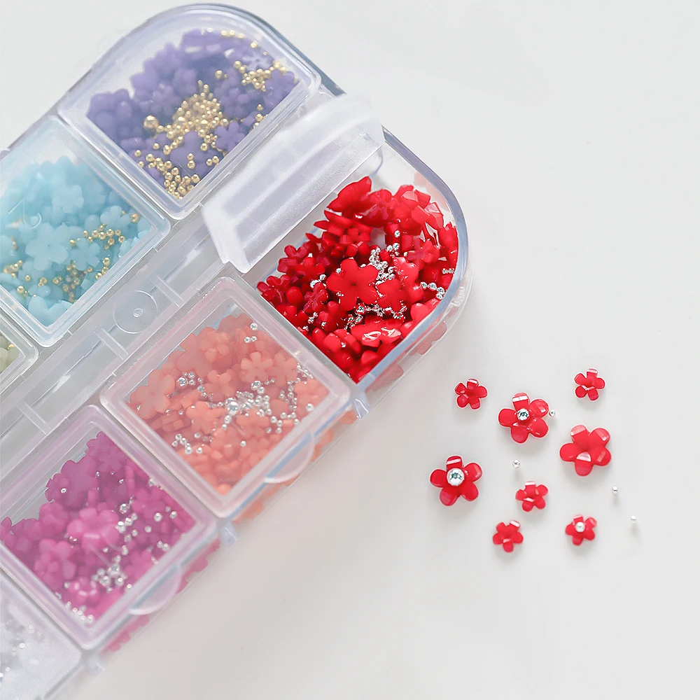 Kalolary 3D Acryl Blumen Für Nageldesign – 12 Gitter, Verschiedene Farben & Größen, Für DIY Nail Art & Schmuckherstellung