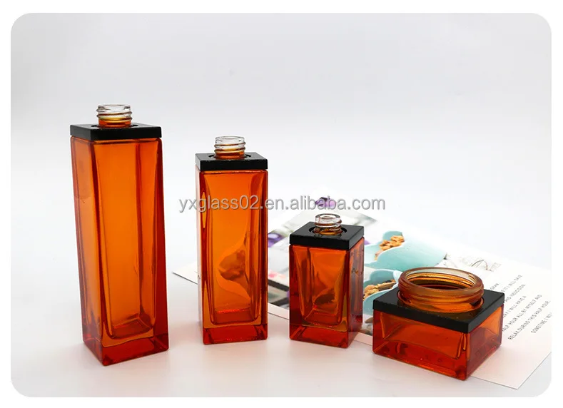 Luxury Cosmetic square glass bottle set Innovative design new style skincare glass packaging container cosmetic bottle factory