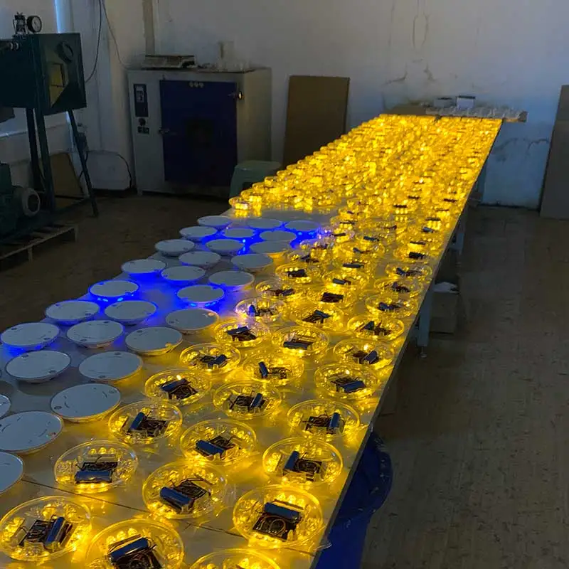 LED Cat Eye Aluminum LED Embedded Solar Road Stud Tacha Vial