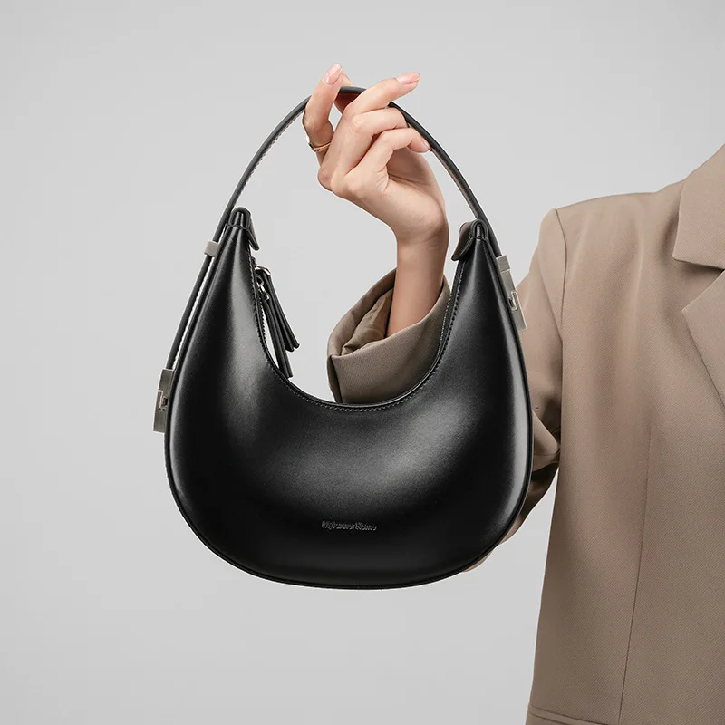 Cowhide Crescent Women’s Underarm Tote Bag Sleek Black Zipper Closure High-End Leather Single Strap Shoulder Bag Urban