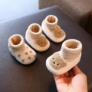 Newborns Cartoon Animal Baby Prewalker Shoes for Non-Slip Soft Sole Plush Winter Warm Baby Walking Shoes for 0-1 Years Old
